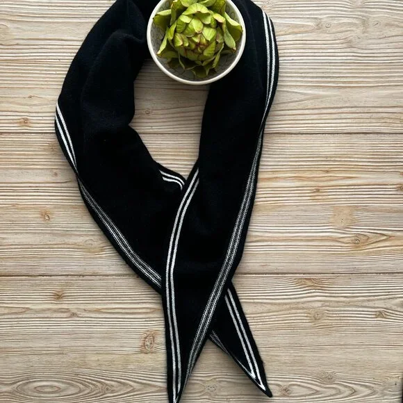 Lightweight 100% Cashmere Triangle Scarf |Black with White Trim Spring - Picture 3 of 3